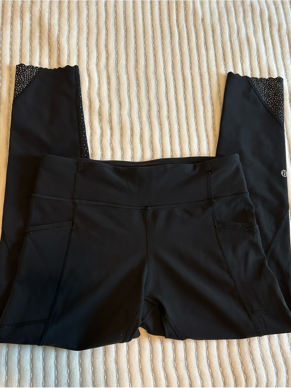 Lululemon Black Ankle Leggings Women Polka Dot Athleisure Stretch